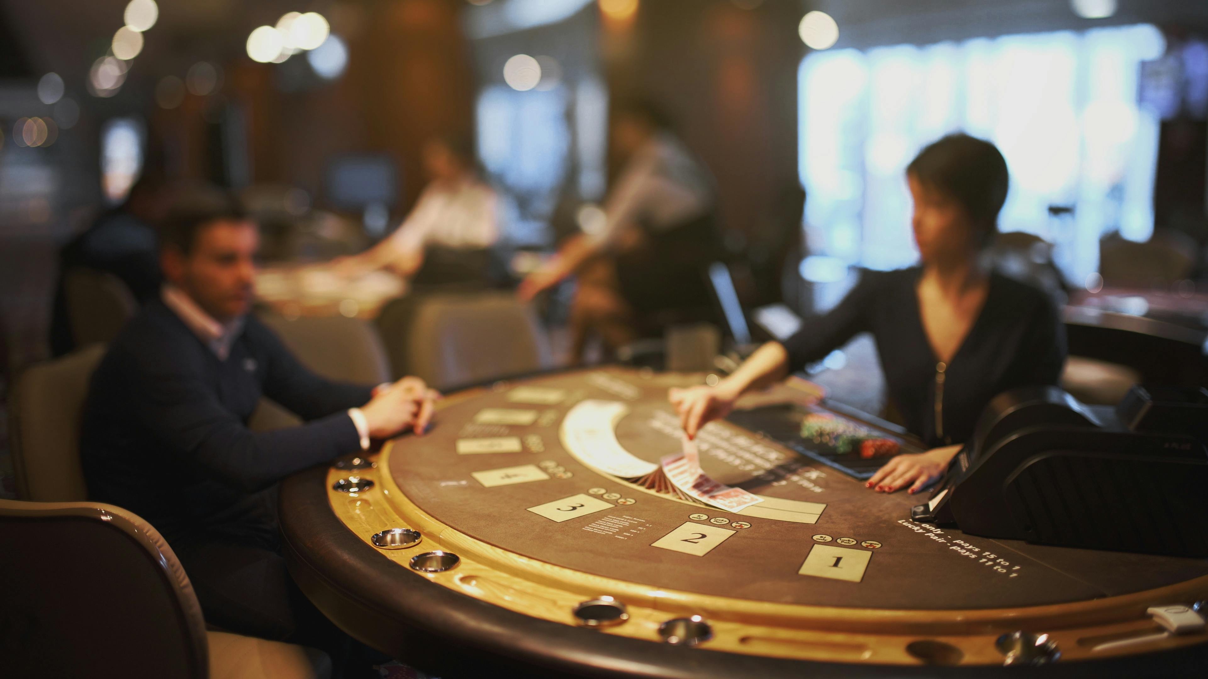 uno4d online platform dashboard showing football, live tables, and slot categories